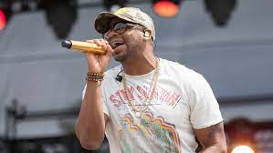 Country Artist Jimmie Allen Gets Engaged At Disney World 95 3 The Bull