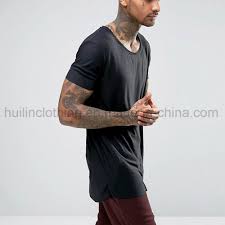 China Men Black Scoop Neck T Shirt - China T-Shirt and T-Shirts price