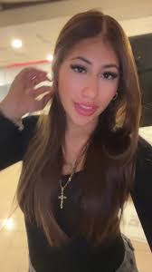 Melissa Biehl's Instagram, Twitter & Facebook