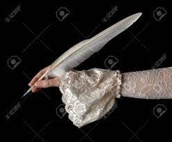 La plume d'oiseau remplace progressivement le calame en occident entre le vie siècle et le ixe siècle car elle permet. Femme Main Dans L Ecriture De Douille Antique Avec Une Plume D Oie Banque D Images Et Photos Libres De Droits Image 25798846