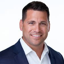 Brad Domangue's Instagram, Twitter & Facebook