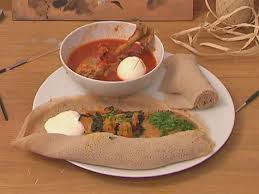 Injera Tsebhi Dorho Alisha Und Shiro Sauerteigfladen Mit Dreierlei Beilagen Rezept Rezept Rezepte Beilagen Rezepte Lebensmittel Essen