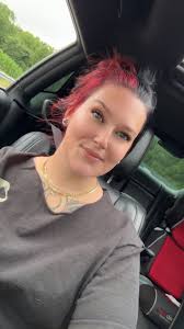 Nail technician services in Wabash downtown