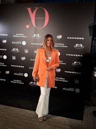 Después de algunos días de incertidumbre y rumores entre los fans de ambos en las redes sociales, que apuntaban que la pareja podría haberse comprometido a raíz de una fotografía publicada por ella en la que se veía al catalán. Yo Dona On Twitter El Cantante Alvaro Soler Y Su Novia Sofia Ellar Llegan A Nuestra Fiesta Fiestayodona Asolermusic Sofiaellar Onlyyouhotels Https T Co 6xv2fdmzr1