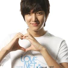Hasil gambar untuk foto lee min ho