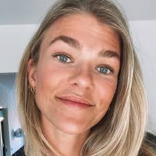 Dan ben ik op de tribune ook echt bloedfanatiek'', zegt wester. Tess Wester Ik Had Echt Geen Idee Waarom We Die Penalty Kregen Npo Radio 1