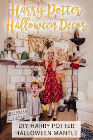 It's like harry potter's lightning bolt scar, but with more screaming. Our Harry Potter Halloween Decorations Mantle Decor Diy