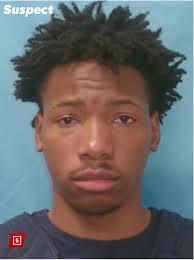 International: 17-year-old student fatally stabbed by another student at a  Texas track meet: Texas high school star athlete Austin Metcalf was stabbed  in the heart and left to die in his twin