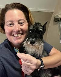 Deanna Langer's Instagram, Twitter & Facebook