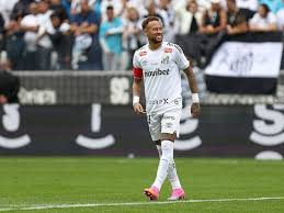 De olho na Copa: Titular do Brasil volta após 2 meses; CBF monitora Neymar 🇧🇷