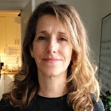 Eileen Putnam Email & Phone Number