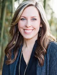 Grace for the Journey: A One-Year Devotional for Adoptive Moms : 228  Publishers: Amazon.de: Books