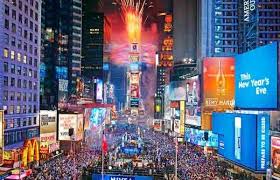 Celebrating 2016 New Year S Eve In New York City New York New Years Eve New Year S Eve Times Square Times Square New York