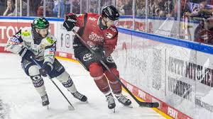 Julieth diaz nu noticed this beauty is in the area