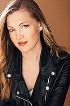 Tracy Weiler's Instagram, Twitter & Facebook