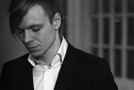 Song of the 7. Week was Petur Ben with "White Tiger"