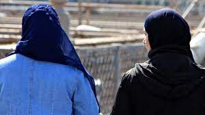 Hijab losekontrol / pin on anime girls. Muslim Women At Disadvantage In Workplace Bbc News