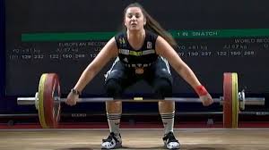 Sie ist mitglied im athletenclub union krems und wird von ihrem vater ewald fischer trainiert, ihr bruder david ist ebenfalls gewichtheber. Sarah Fischer 2019 Junior Europen Championships W 87kg Youtube