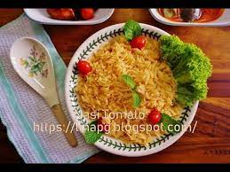 Aku ingatkan payah sangat nak masak nasi tomato ni. Cara Buat Nasi Tomato Paling Simple Mudah Dan Sedap Resepi Nasi Tomato Lina Pg Resepi Hari Raya Youtube