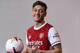 €* 15 eki 1988, gelsenkirchen, almanya. Mesut Ozil Diprediksi Bakal Kembali Ke Skuad Arsenal Okezone Bola