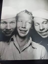 Arthur Hage's Instagram, Twitter & Facebook