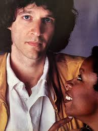 Was Robin in love with Howard? When did she fall out of love with him? :  r/howardstern