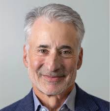 Congratulations to Associated Press photographer Marcio Sanchez, '07  Photojournalism, for winning a 2021 Pulitzer Prize for Breaking News  Photography!