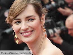 Pourquoi son couple avec julien doré n'a pas fonctionné ? 2021 Valery Giscard D Estaing Seduced By Louise Bourgoin She Makes Crisp Revelations About Their Meeting Current Woman The Mag