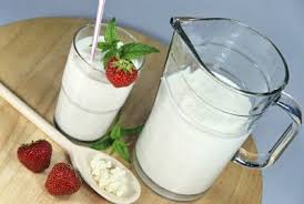 Do You Know About Kefir It Is A Probiotic That Will Help You Feel Good And Keep Your Sweet Cravings Down To Nil Kefir Benefits Kefir Diet Kefir