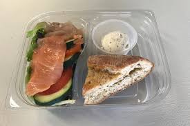 Smoked salmon salad recipe video. Smoked Salmon Smoked Salmon Herb Cream Cheese Cucumber Tomatoes Pickled Red Onions Greens Ancient Grain Roll Serving Size 5 2 Oz 148g Calories 200 Nutrient Or Vitamin Name Amount In Grams Or Milligrams Daily Value Calories From