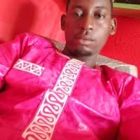 60+ profili według frazy „Said”