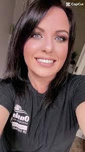 Allie Bragg's Instagram, Twitter & Facebook