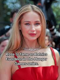Jennifer Lawrence Winning An Award