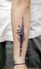 These Incredible 3d Tattoos Defy The Laws Of Physics And Awesomeness 3d Dovmeler Kol Dovmesi Dovme