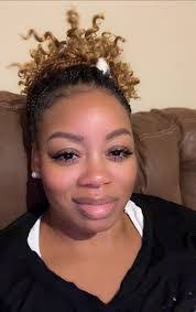 Sharon Seymore's Instagram, Twitter & Facebook