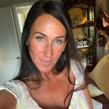 Victoria Blanton's Instagram, Twitter & Facebook