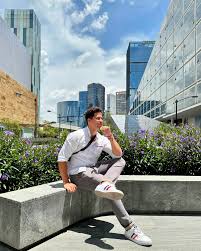 Luis Vala (@luis.vala) • Instagram photos and videos