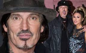 What Happened Between Heather Locklear And Richie Sambora That Led To Their  Public Divorce?