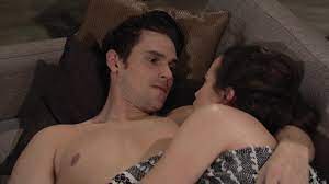 Shirtless Men On The Blog: Mark Grossman Shirtless