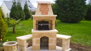 Barbecue intérieur ou extérieur ? Installer Un Barbecue En Pierre Fixe Brico Fr