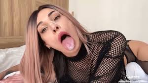 She is ready. And you ? Porn Pic - EPORNER