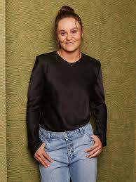 After reaching the quarters in madrid and the third round in rome, barty withdrew from strasbourg after picking up born in ipswich, barty was raised by a father who works in government, and a mother that works as a radiographer. Ash Barty On Cover Of Stellar Magazine Tennis Star As You Ve Never Seen Her The Courier Mail