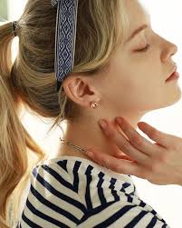 DANA BURTON ✨ 超多明星同款的韩国本地设计师品牌饰品❤  https://www.doremilifestyle.com/collections/dana-burton  #韩国饰品设计师品牌#耳环代购#韩国耳环代购#韩国明星同款配饰