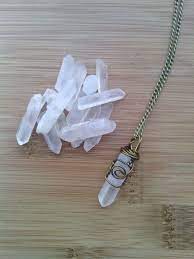 pin auf necklaces