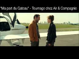 Comme son usine vient de fermer, elle se retrouve au chômage et tente de se suicider. Ma Part Du Gateau Tourne Chez Air Et Compagnie Mov Youtube