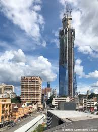 Namun begitu, sudah diketahui bahawa pembinaan menara pencakar langit ini tidaklah begitu mudah. Video Bakal Jadi Menara Tertinggi Di Malaysia Dan Asia Tenggara Reka Bentuk Merdeka 118 Ini Persis Tangan Tunku Abdul Rahman Laung Merdeka
