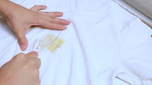 According to your video, you mention that almost all i am not surprised that a lot of garment care labels inappropriately discourage washing using chlorine bleach, since i've also even seen it on white. 4 Ways To Bleach A White Shirt Wikihow Life