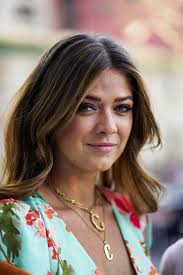 Love hair great hair gorgeous hair blonde streaks black hair blonde streak blonde chunks blonde bangs two toned hair super hair. 61 Trendy Caramel Highlights Looks For Light And Dark Brown Hair 2020 Update