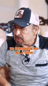 Arnulfo Leon's Instagram, Twitter & Facebook