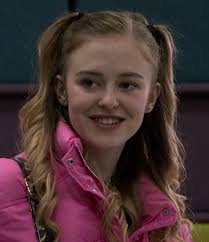 Matilda freeman, who played summer spellman in coronation street from 2017 until 2020, opened coronation street star matilda freeman has been praised by fans after coming out as bisexual on the character returned to our screens in november with actress harriet bibby taking over the role. Summer Spellman Coronation Street Wiki Fandom